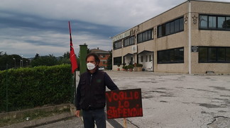Gastronomia Umbra, i lavoratori licenziati bloccano la produzione