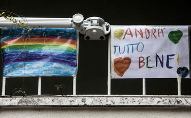 Il sipario nel salotto