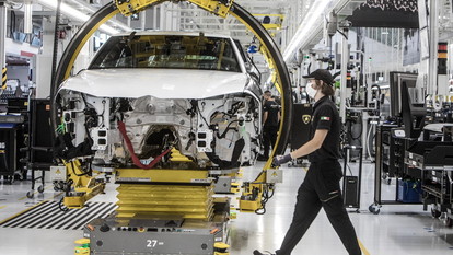 Lamborghini, la fabbrica dei sogni
