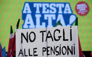 Da oggi le pensioni sono più leggere