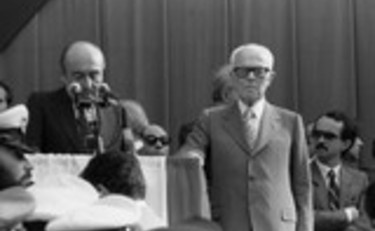 Il presidente Sandro Pertini ai funerali delle vittime di Bologna, 6 agosto 1980