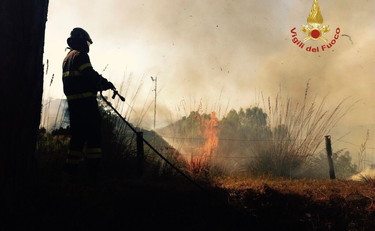 Taranto: vigile del fuoco di 54 anni muore sul lavoro