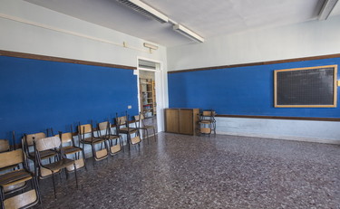 Riapertura scuole: dove i banchi monoposto non sono ancora arriv © Marco Merlini Roma, 26 agosto 2020 Istituto Comprensivo via Marelli Riapertura scuole: dove i banchi monoposto non sono ancora arrivati