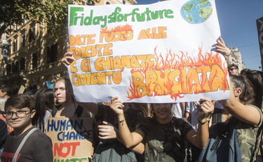 Clima, la Cgil in piazza per il quarto sciopero globale