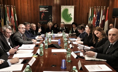 Governo e sindacati uniti per l'emergenza lavoro