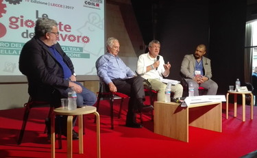 Politiche industriali, il mercato non basta