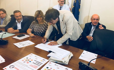 Cgil-Cisl-Uil Puglia, presentata legge su invecchiamento attivo