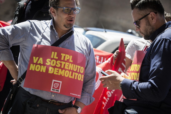 Basta tagli al Tpl, sindacati sotto il ministero