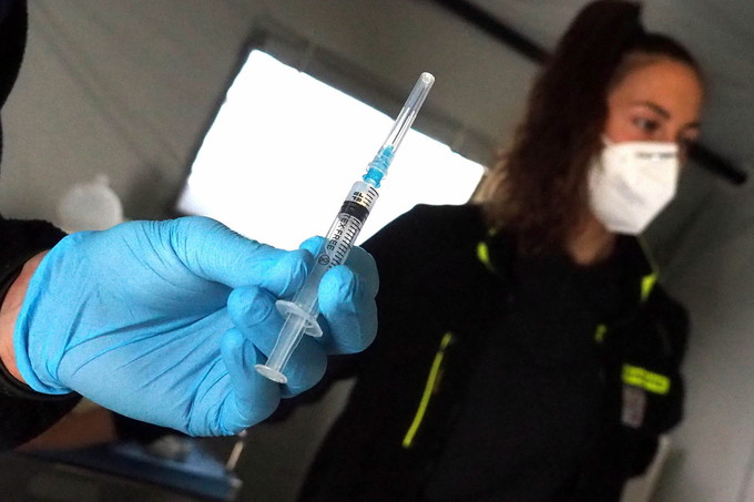 Emergenza Covid-19, campagna vaccinale per operatori e volontari del 118