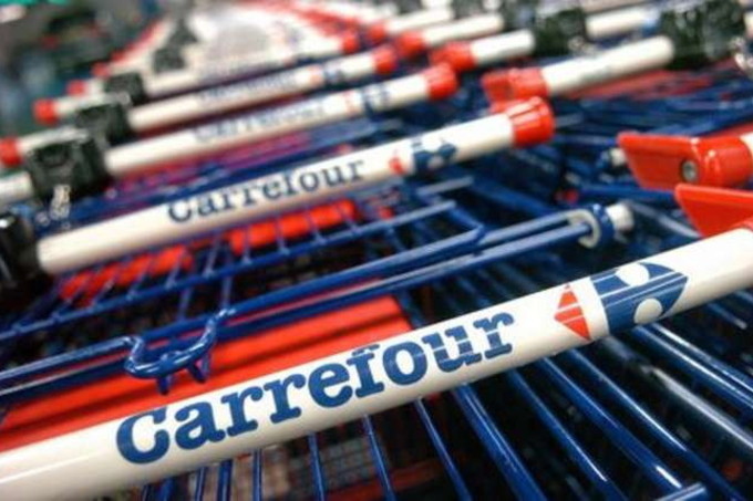 Carrefour annuncia 500 esuberi