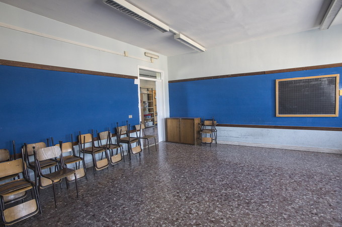Riapertura scuole: dove i banchi monoposto non sono ancora arriv © Marco Merlini Roma, 26 agosto 2020 Istituto Comprensivo via Marelli Riapertura scuole: dove i banchi monoposto non sono ancora arrivati