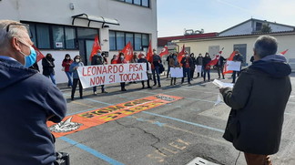 Leonardo: a Genova e Pisa lavoratori in piazza