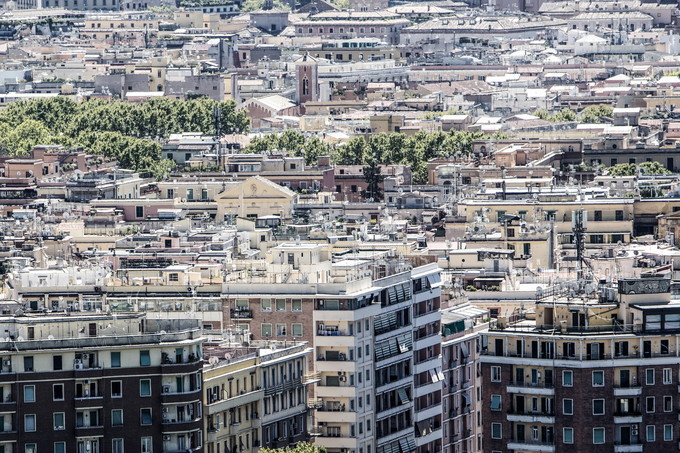 la città © Marco Merlini Roma, 19 agosto 2020 La città