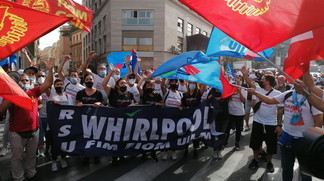 Whirlpool, sindacati: intervenga il ministro Giorgetti