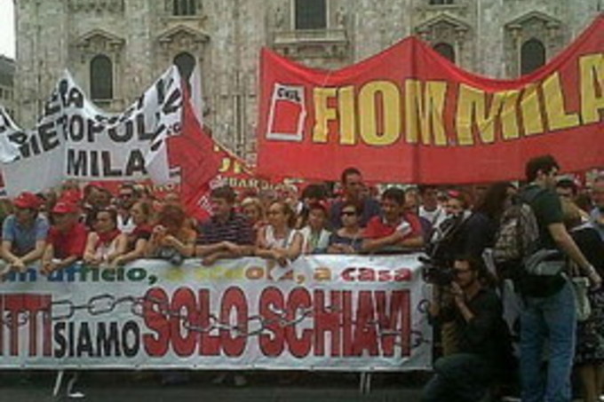 Sciopero Cgil: Milano, 60mila in Piazza Duomo