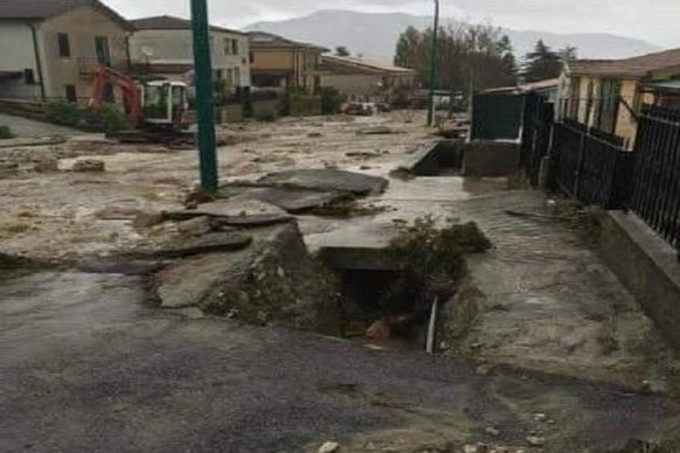 Maltempo in Sicilia, un minuto di silenzio