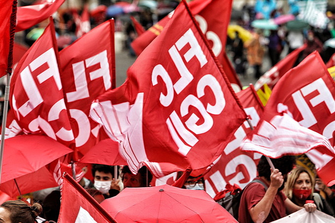 'Priorità alla scuola' © Marco Merlini Roma, 26 settembre 2020 Piazza del Popolo Manifestazione nazionale indetta dal comitato 'Priorità alla scuola' con la partecipazione dei sindacati, insegnanti, genitori e studenti per una politica che promuova la scuola