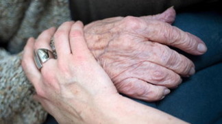 Veneto, l'allarme dello Spi: assistente familiare positiva, 88enne costretta a lasciare la propria casa. Temiamo molte situazioni del genere