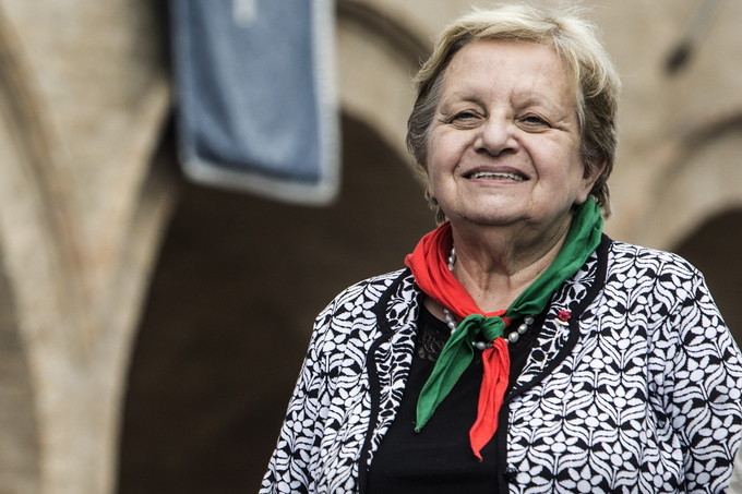 Marcia per la Pace Perugia - Assisi © Marco Merlini / Cgil Perugia 7 Ottobre 2018 Marcia per la Pace da Perugia ad Assisi “per la pace e la fratellanza tra i popoli” Nella foto Carla Nespolo